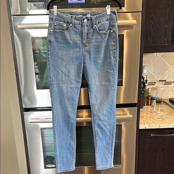 Classic Blue Women's‎ Jeans - Picture 1 of 5